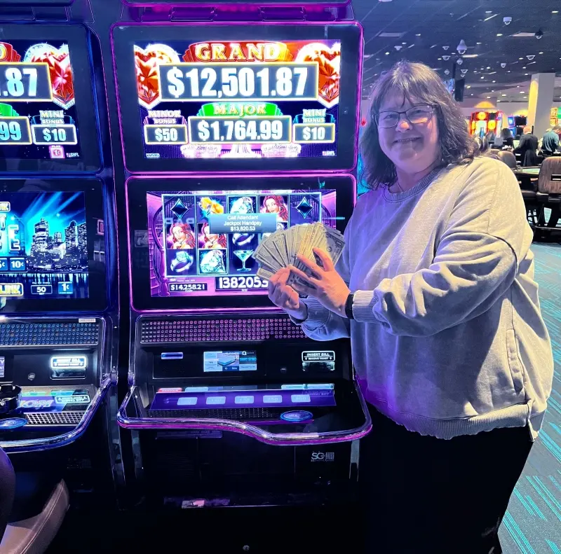 Photo of Heidi B. winning $13,820.00 playing Lock It Link at the Q Casino